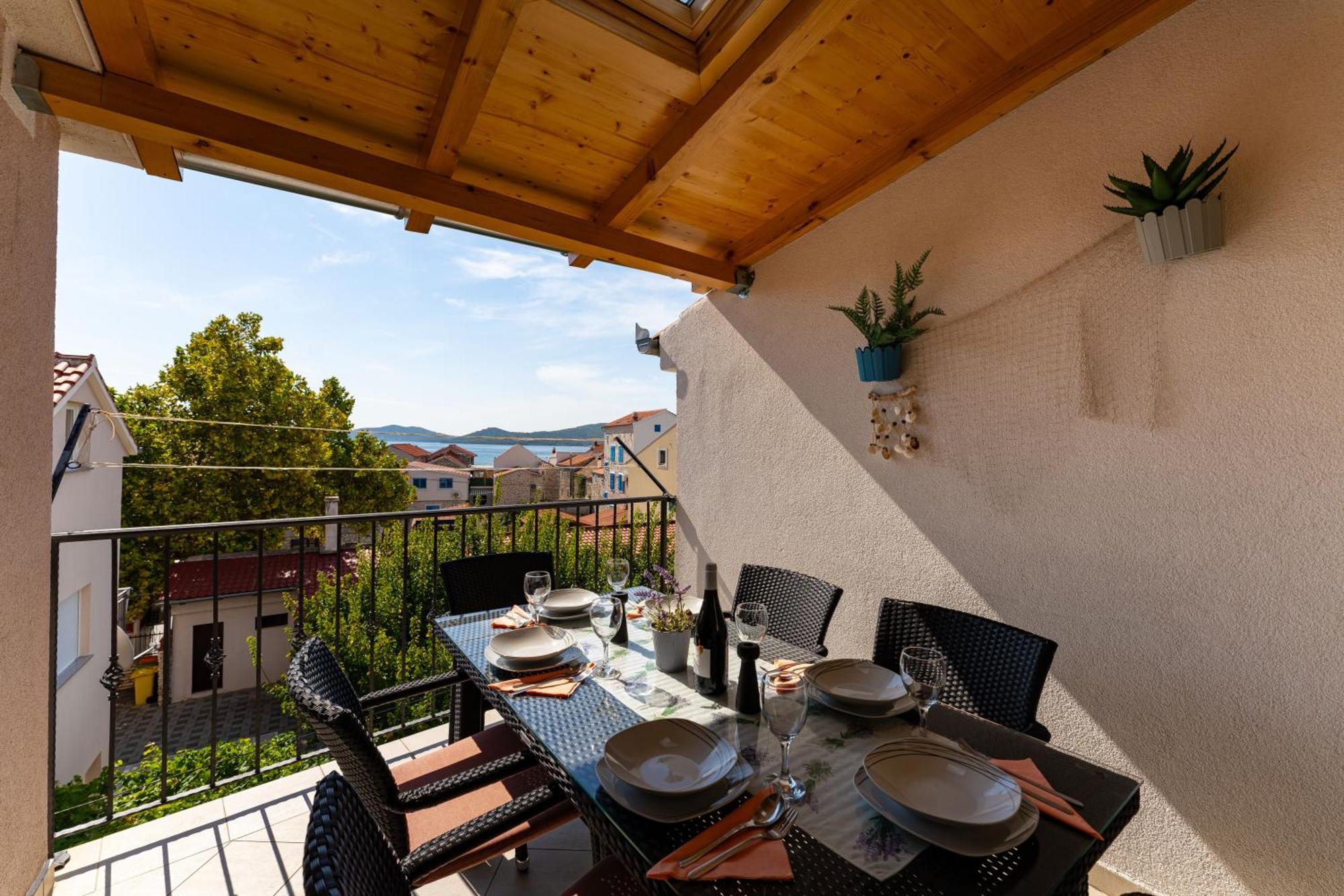 בטינה Apartmenthouse Ivana מראה חיצוני תמונה